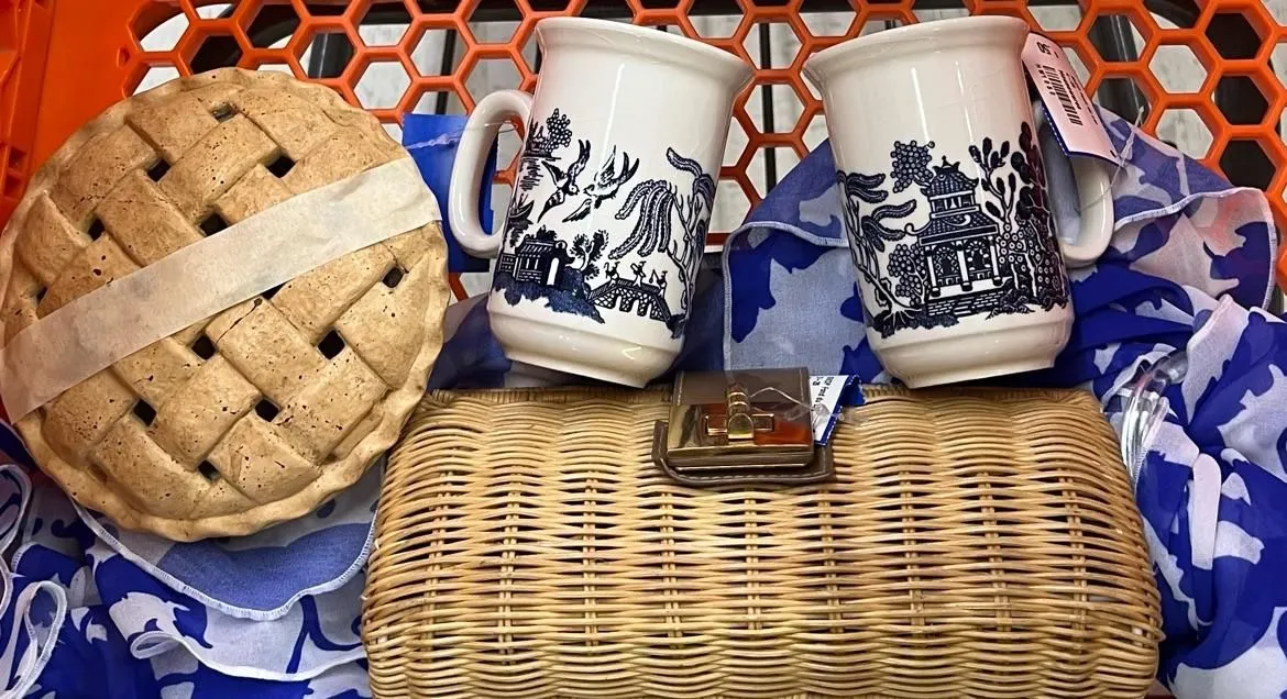 Store Image