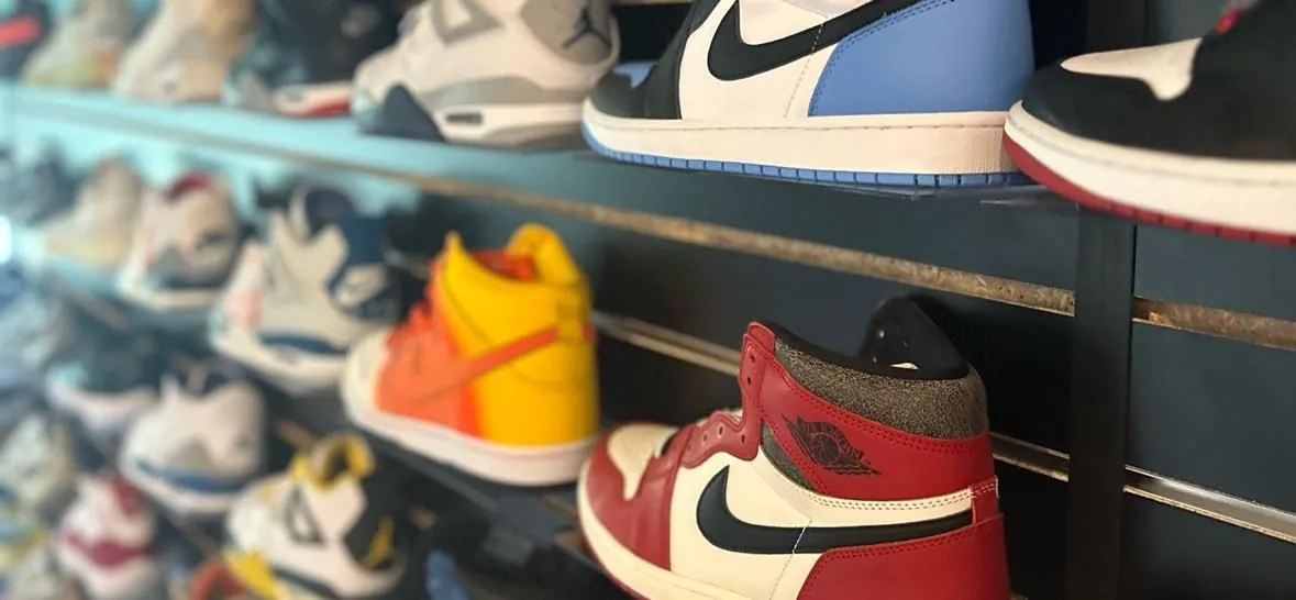 Store Image