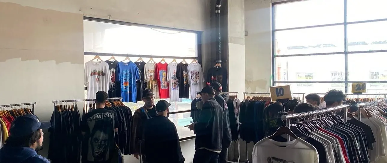 Store Image