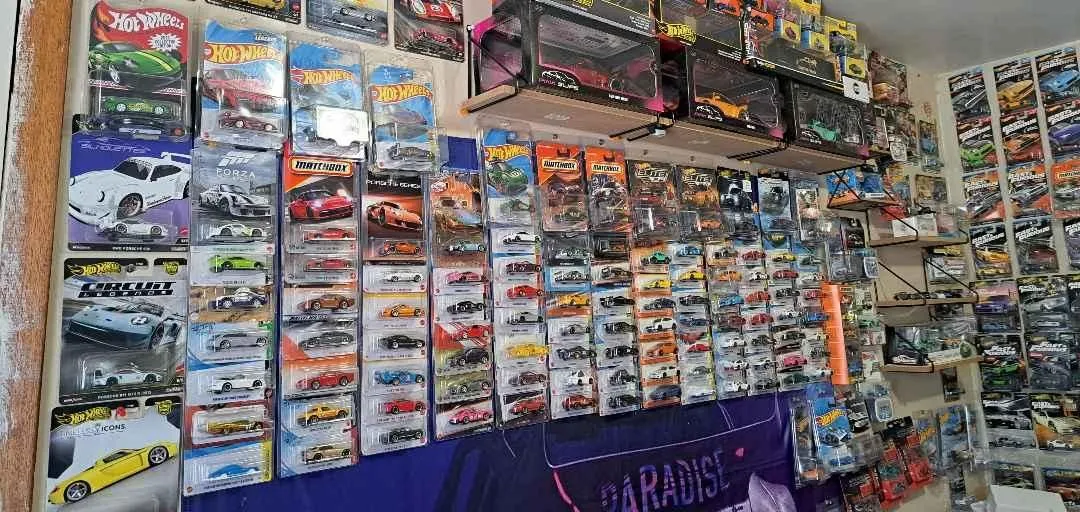Store Image
