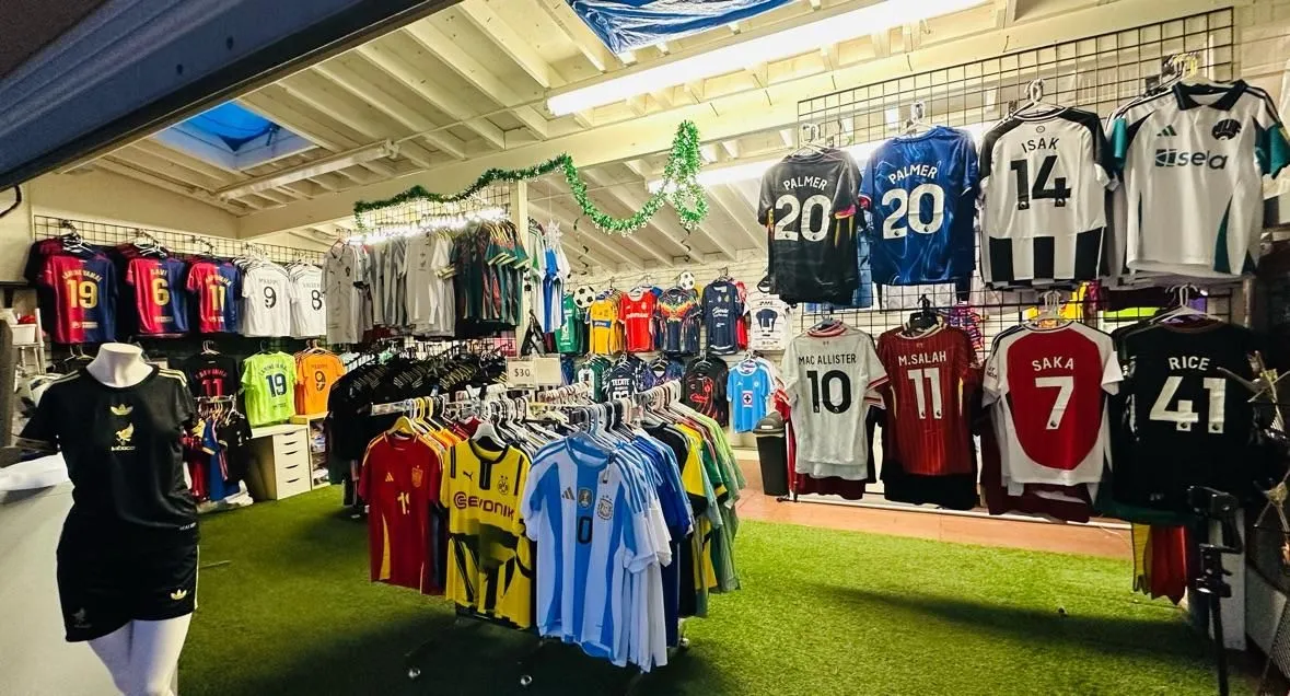 Store Image