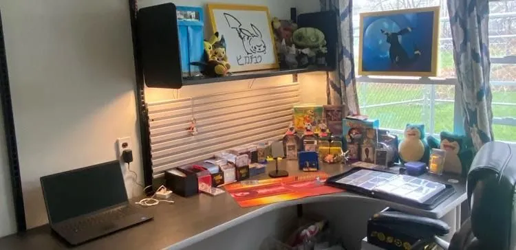 Store Image