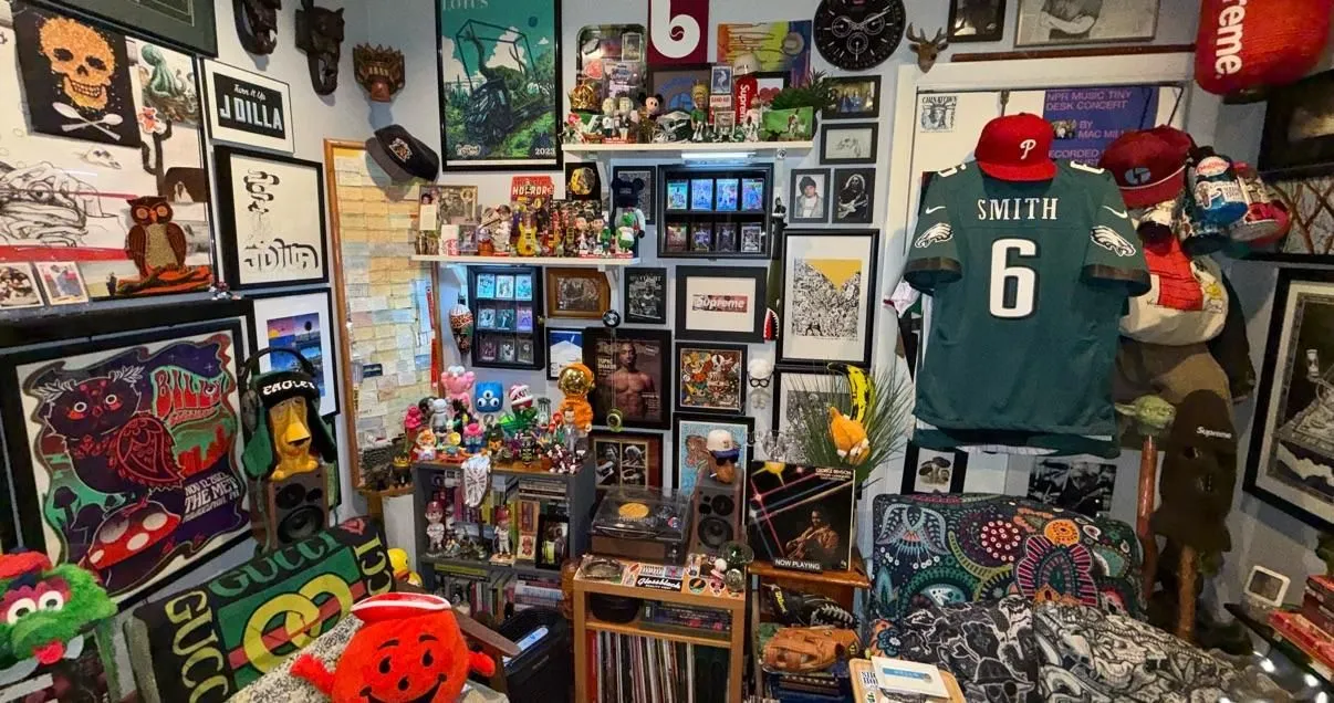 Store Image