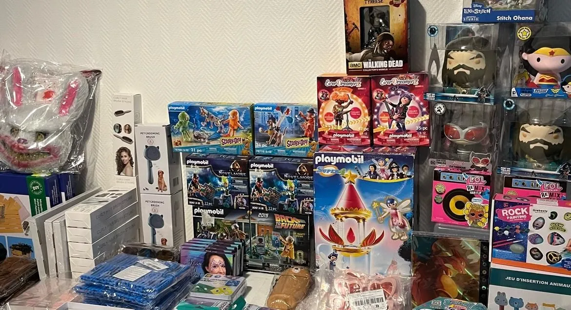 Store Image
