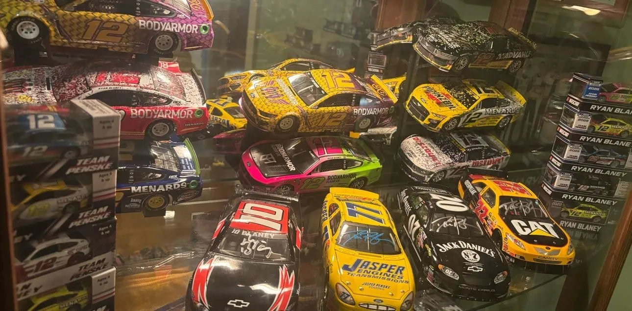 Store Image