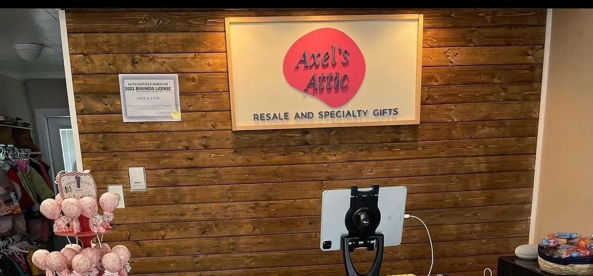 Store Image