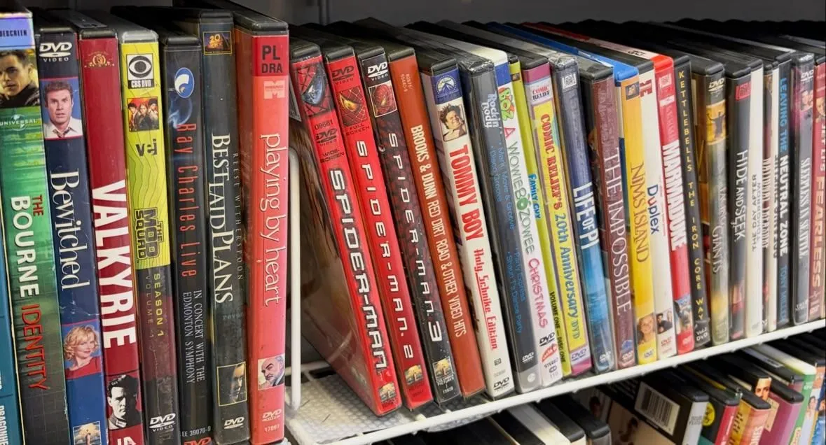 Store Image