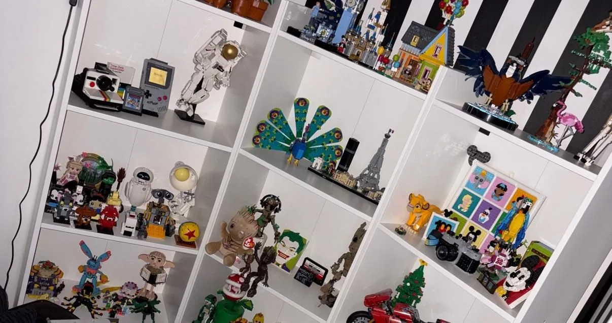 Store Image