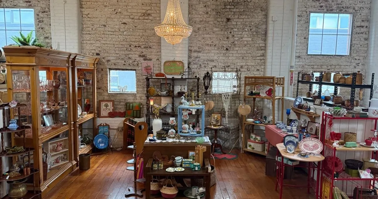 Store Image