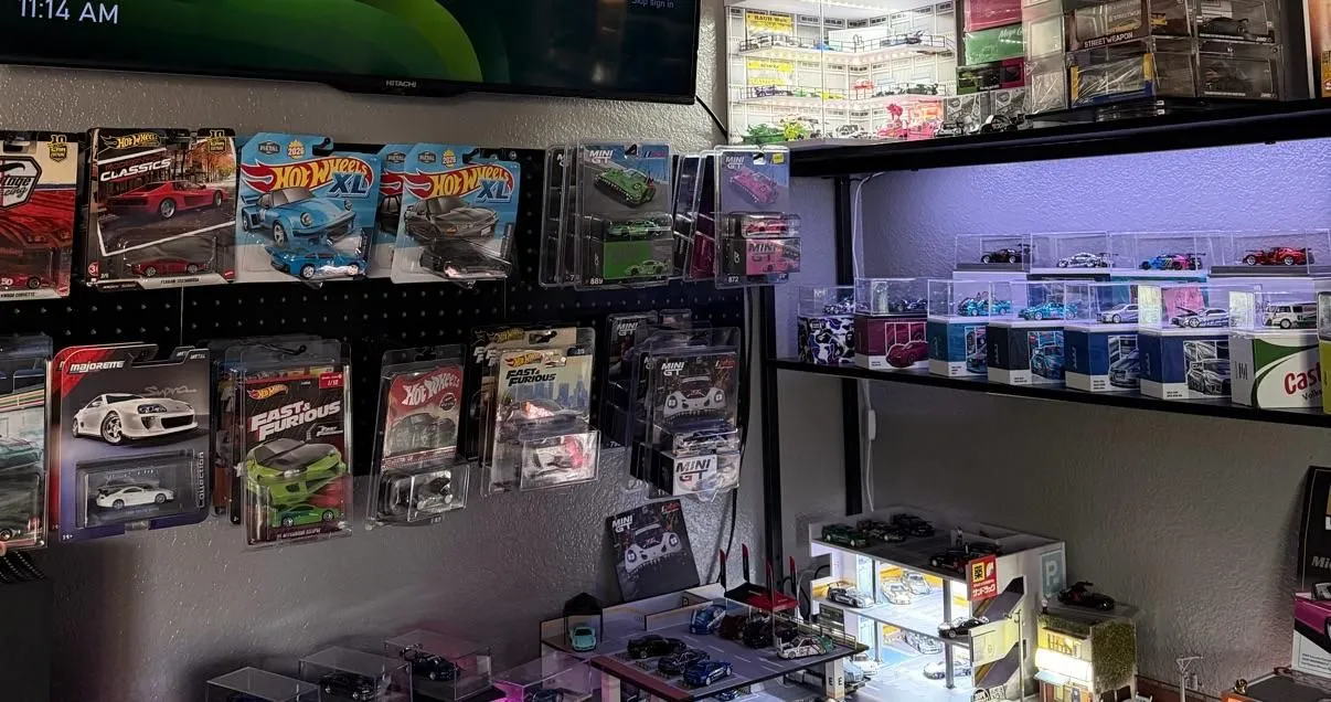 Store Image
