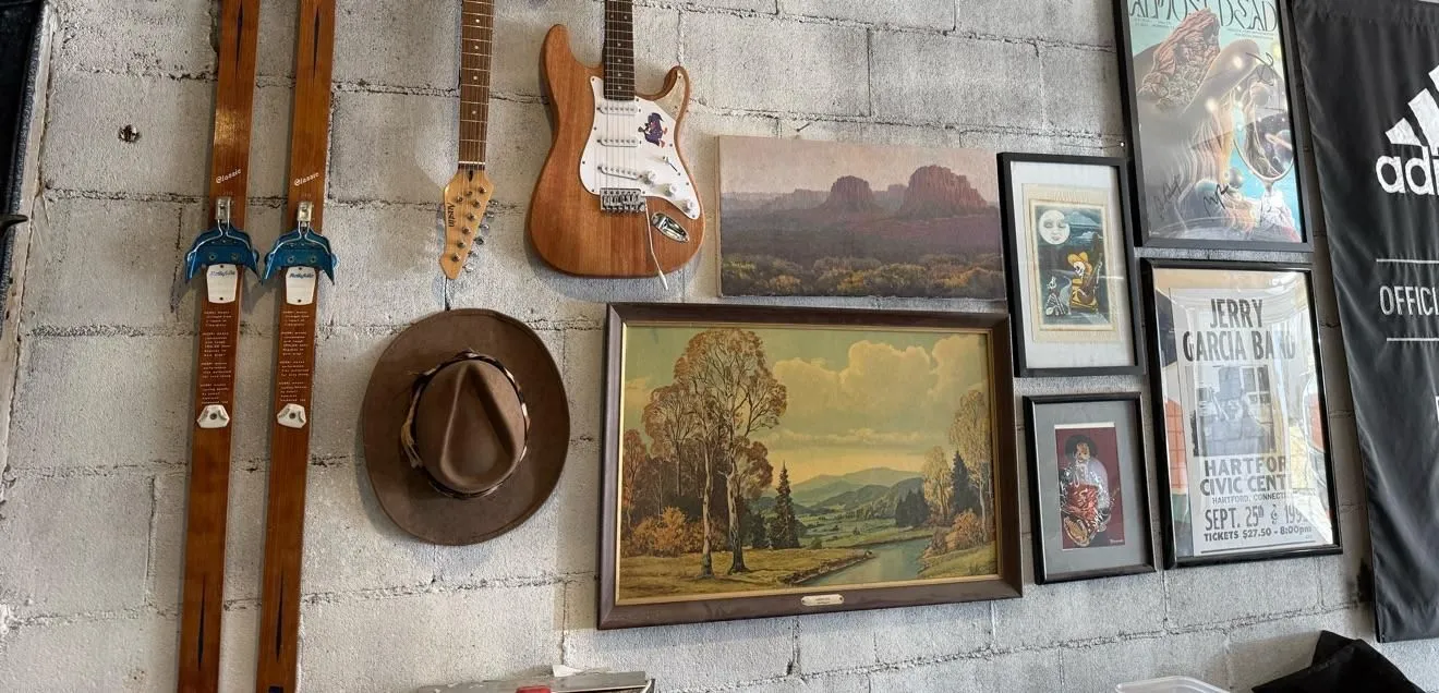 Store Image
