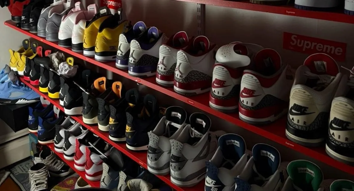 Store Image