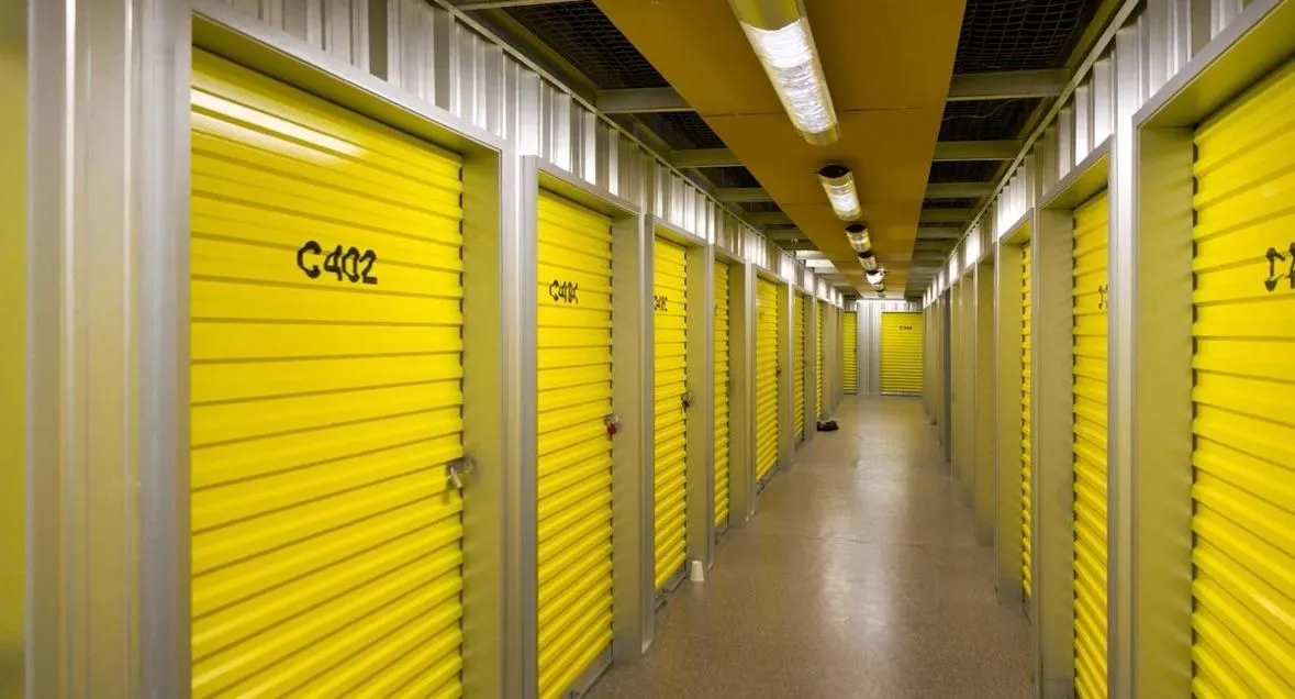 Store Image