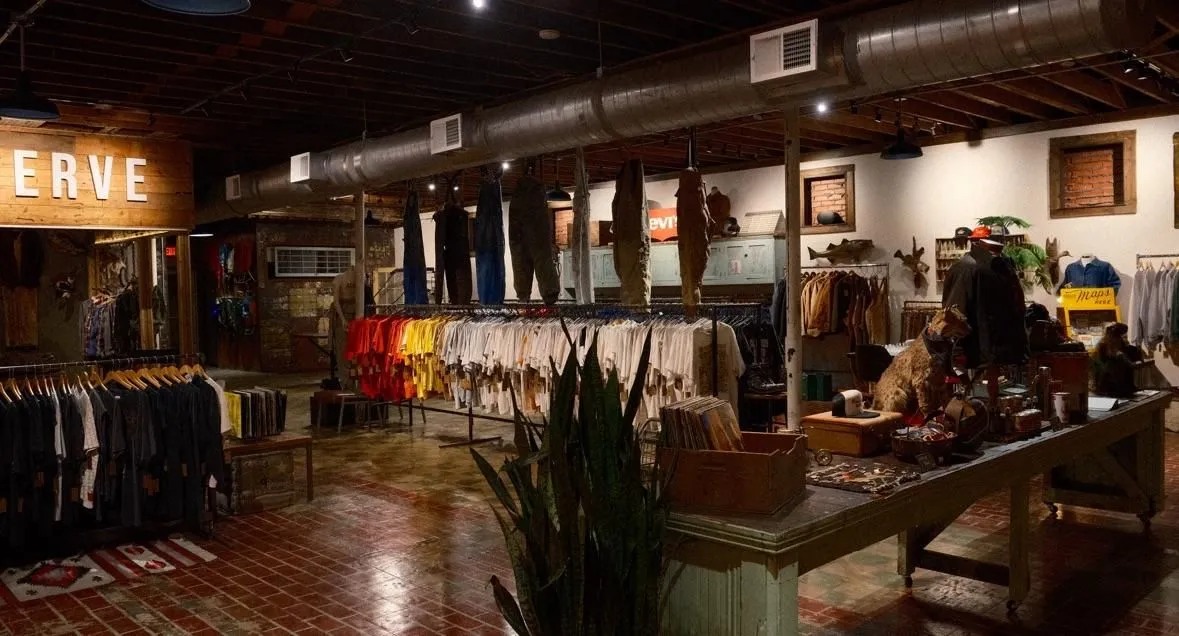 Store Image