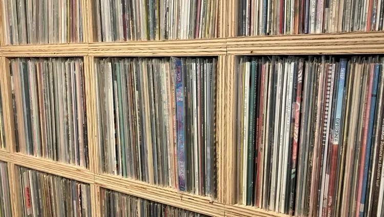 Store Image
