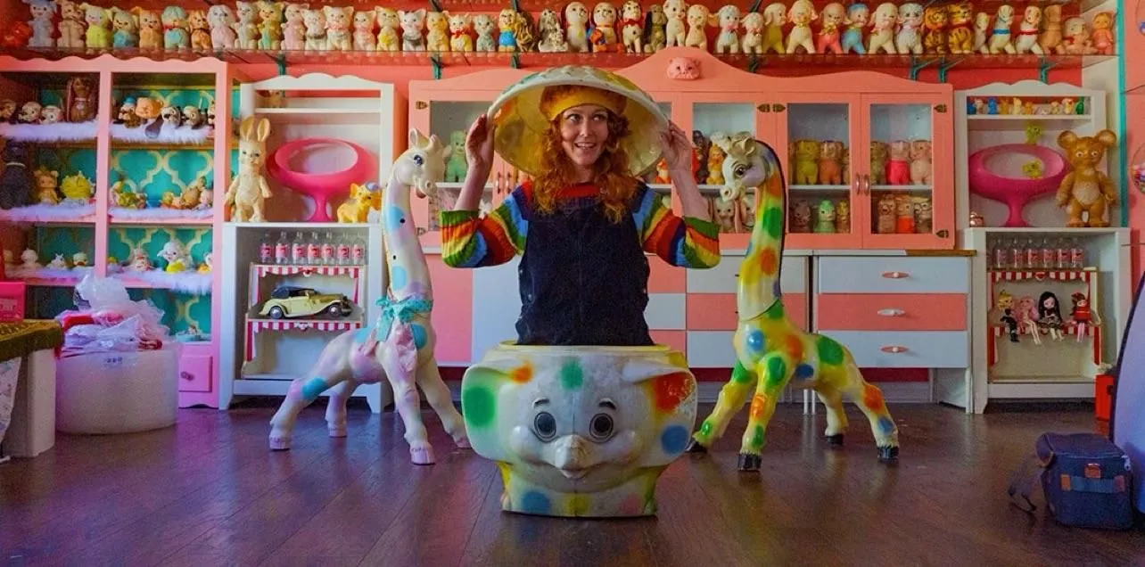 Store Image