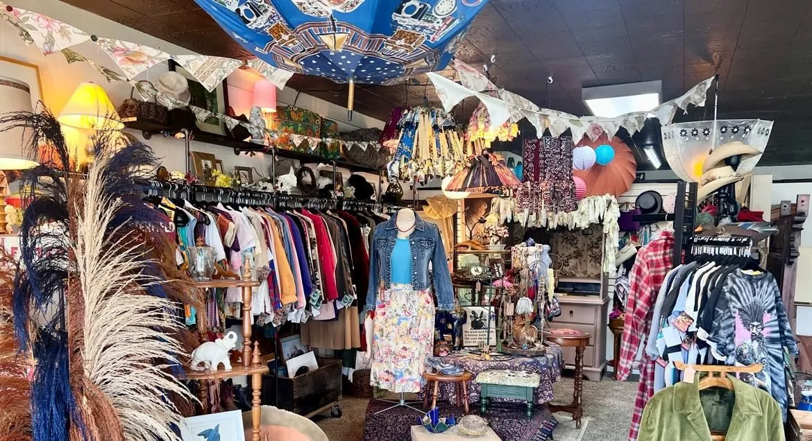 Store Image