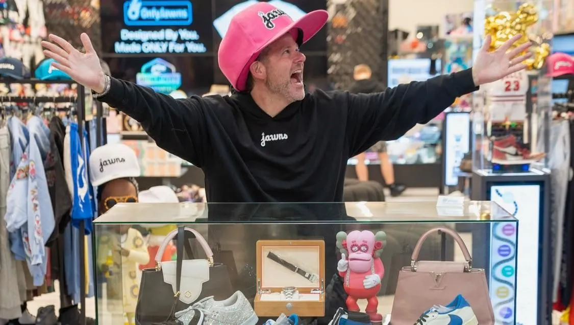 Store Image