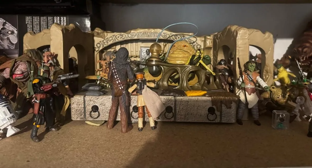 Store Image
