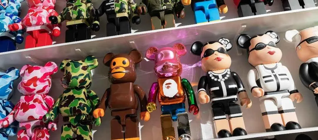 Store Image