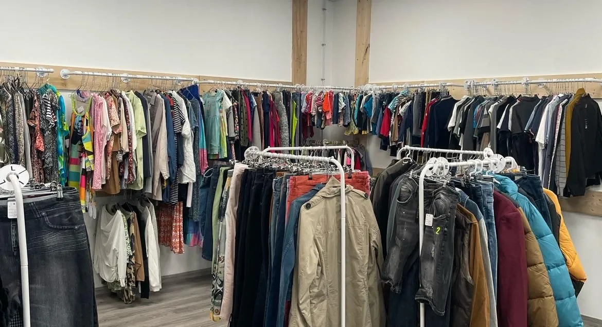 Store Image