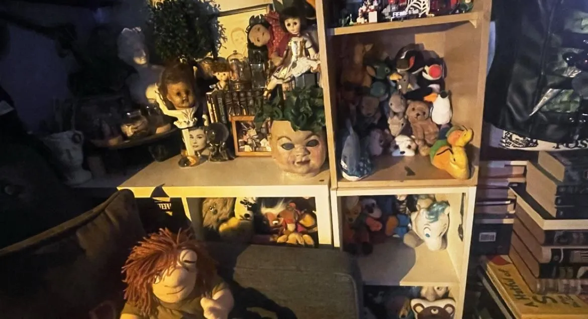 Store Image