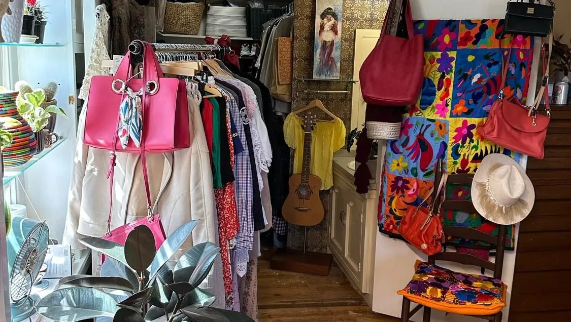 Store Image