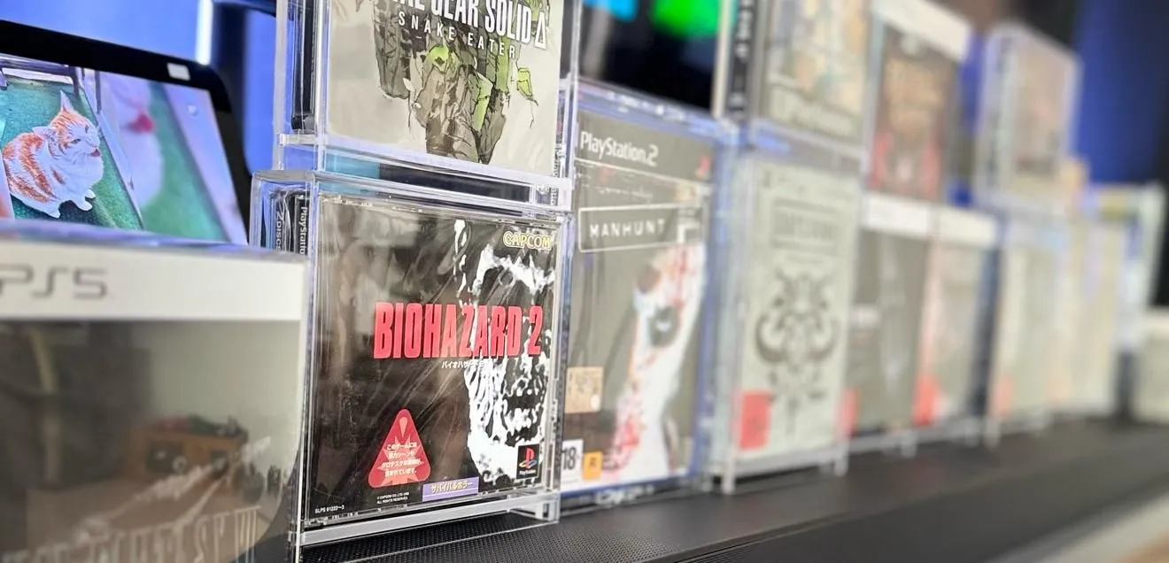 Store Image