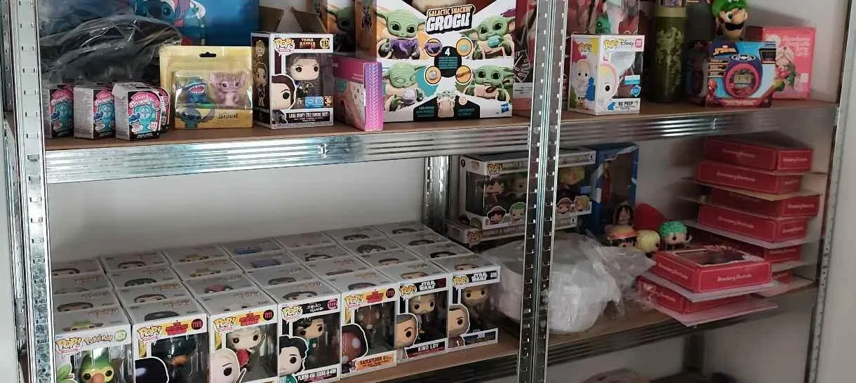 Store Image