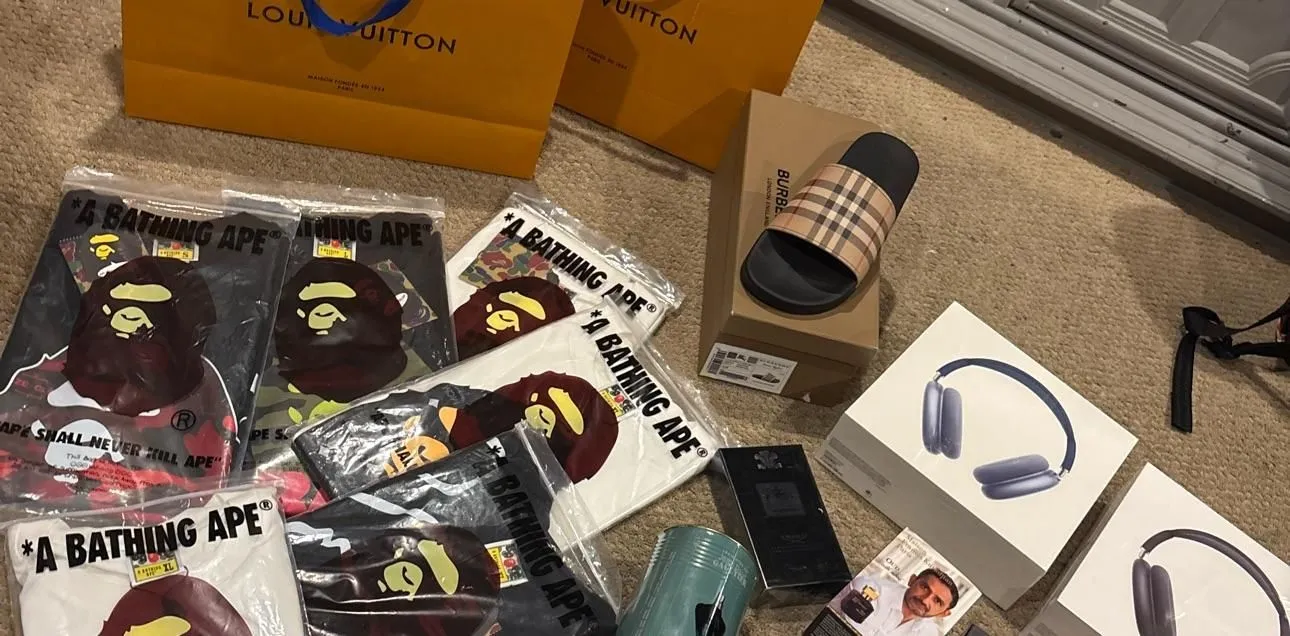 Store Image