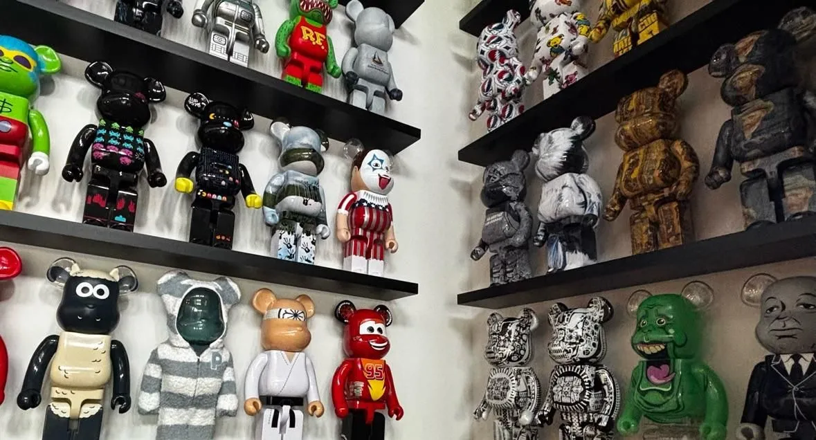 Store Image