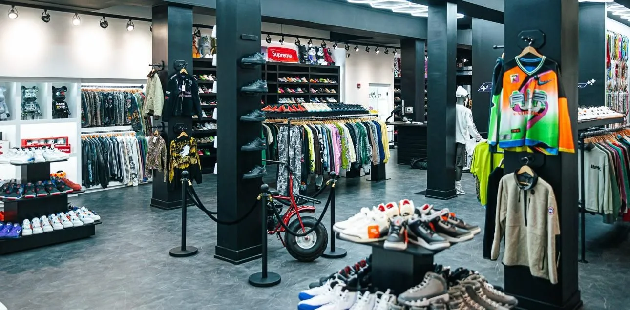 Store Image