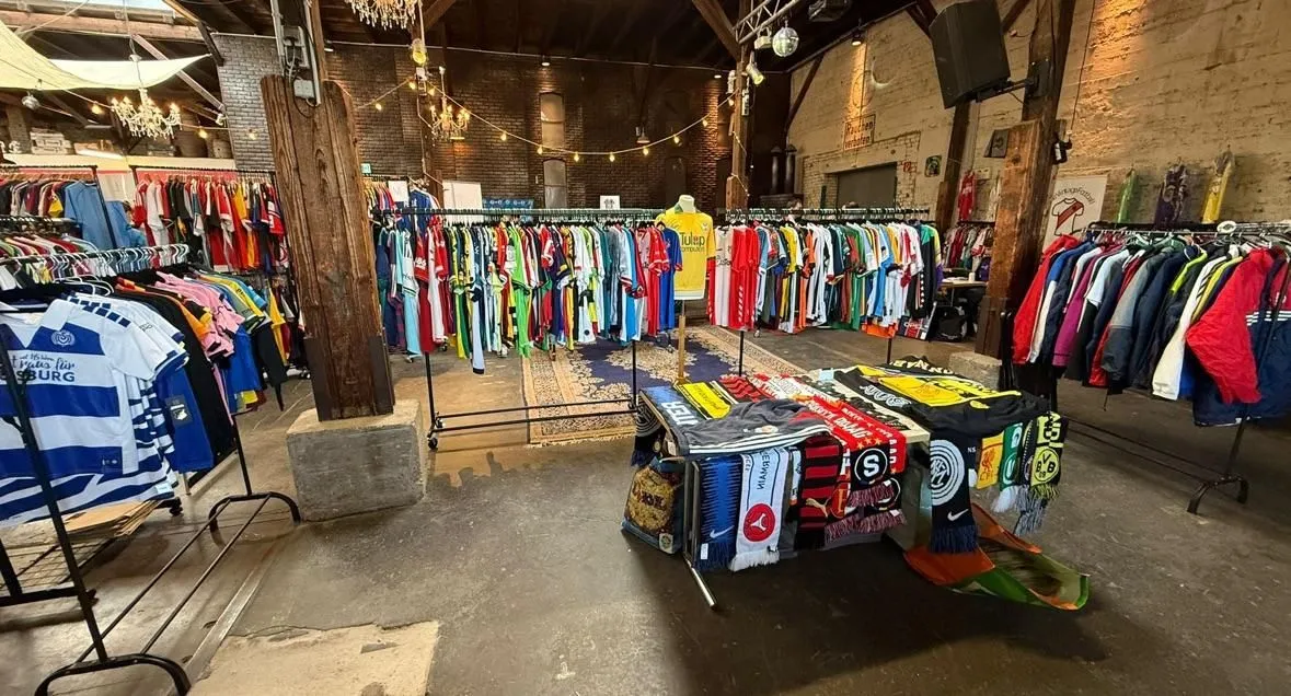 Store Image