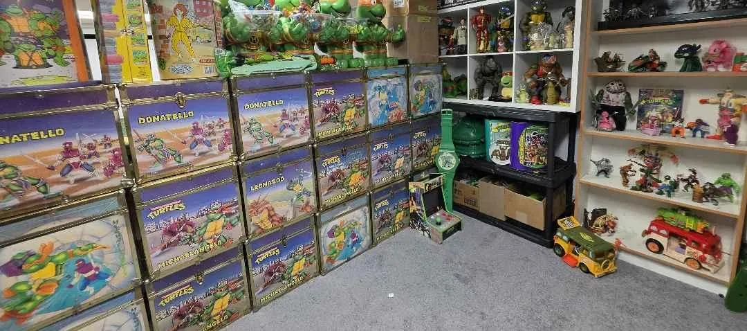 Store Image
