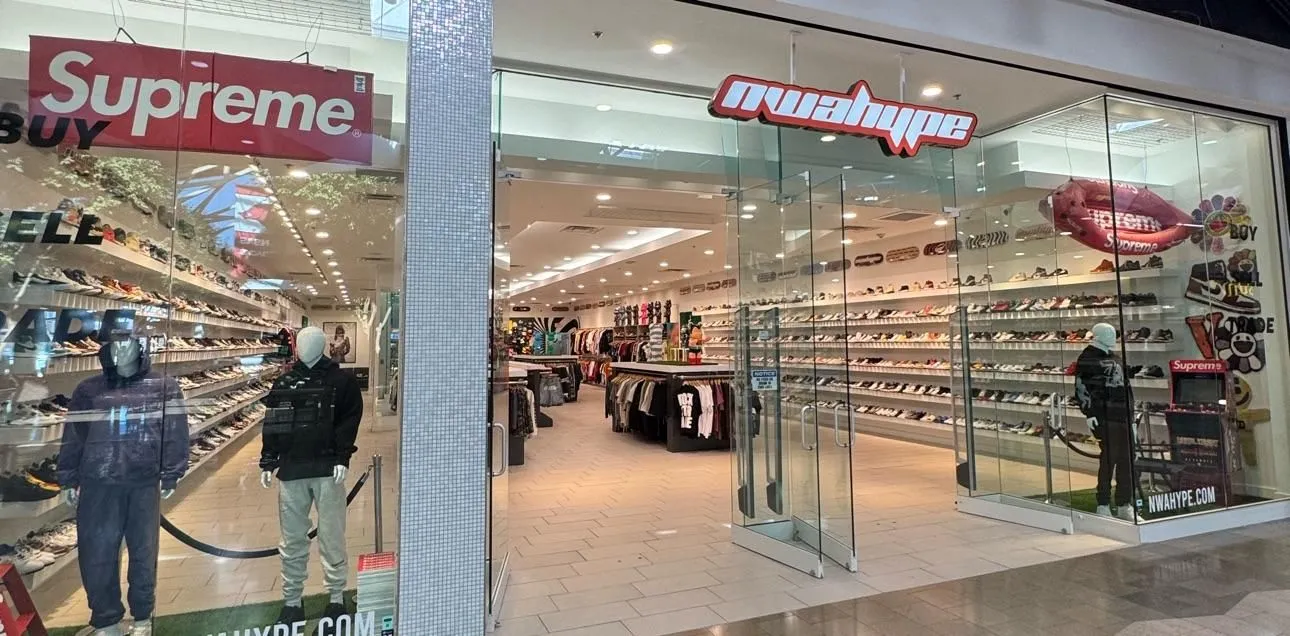 Store Image