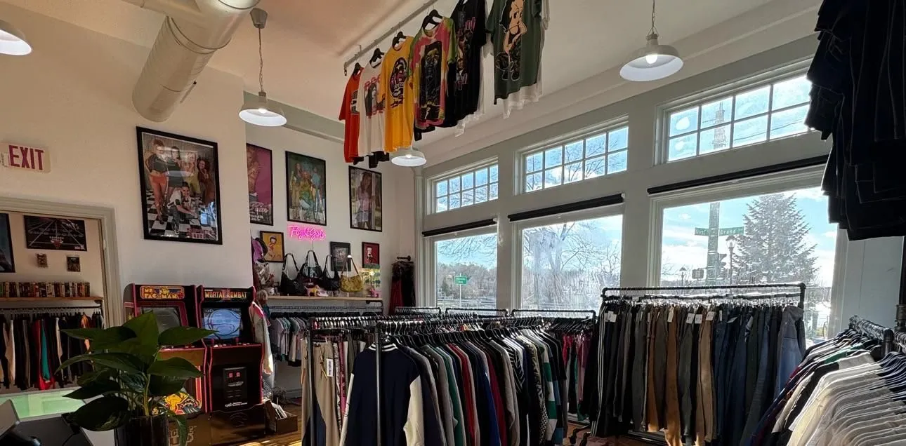 Store Image