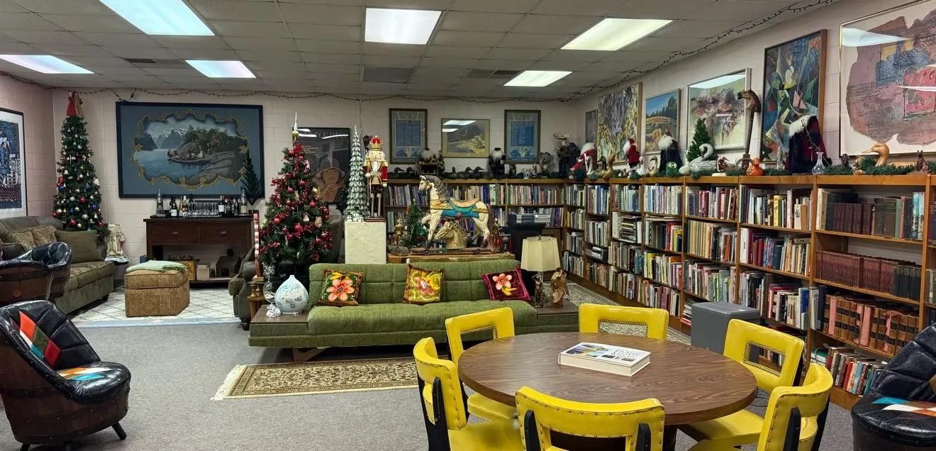 Store Image
