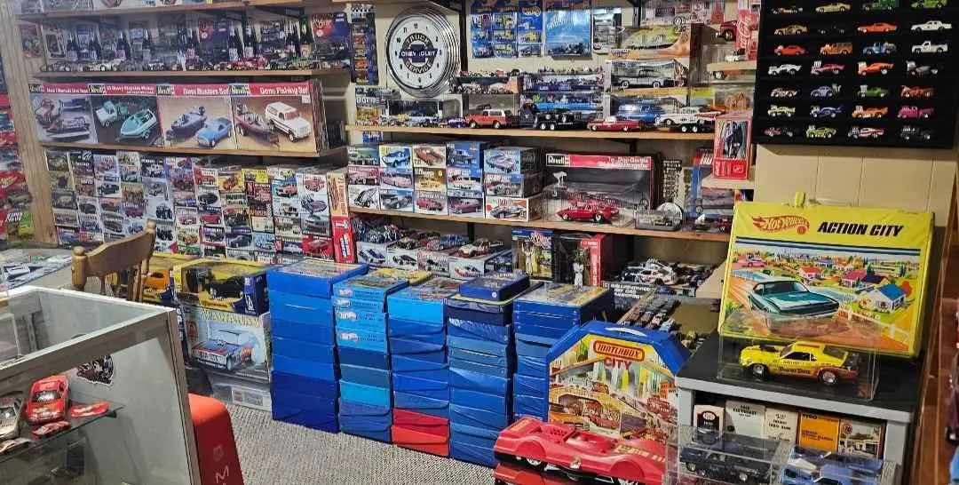 Store Image