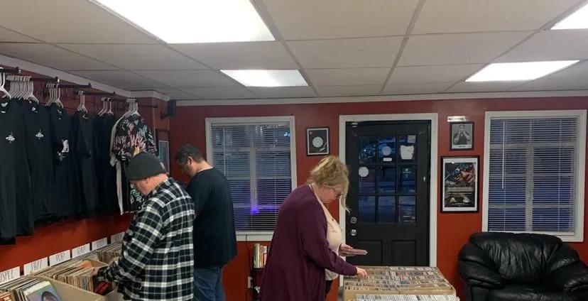 Store Image