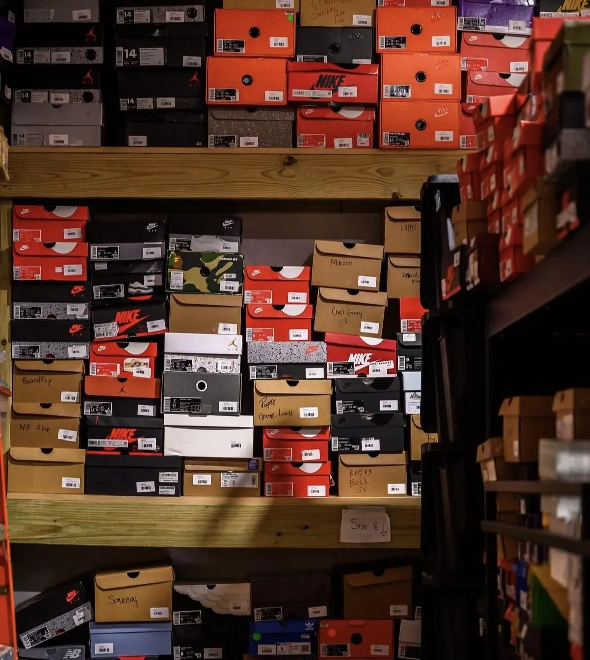 Store Image