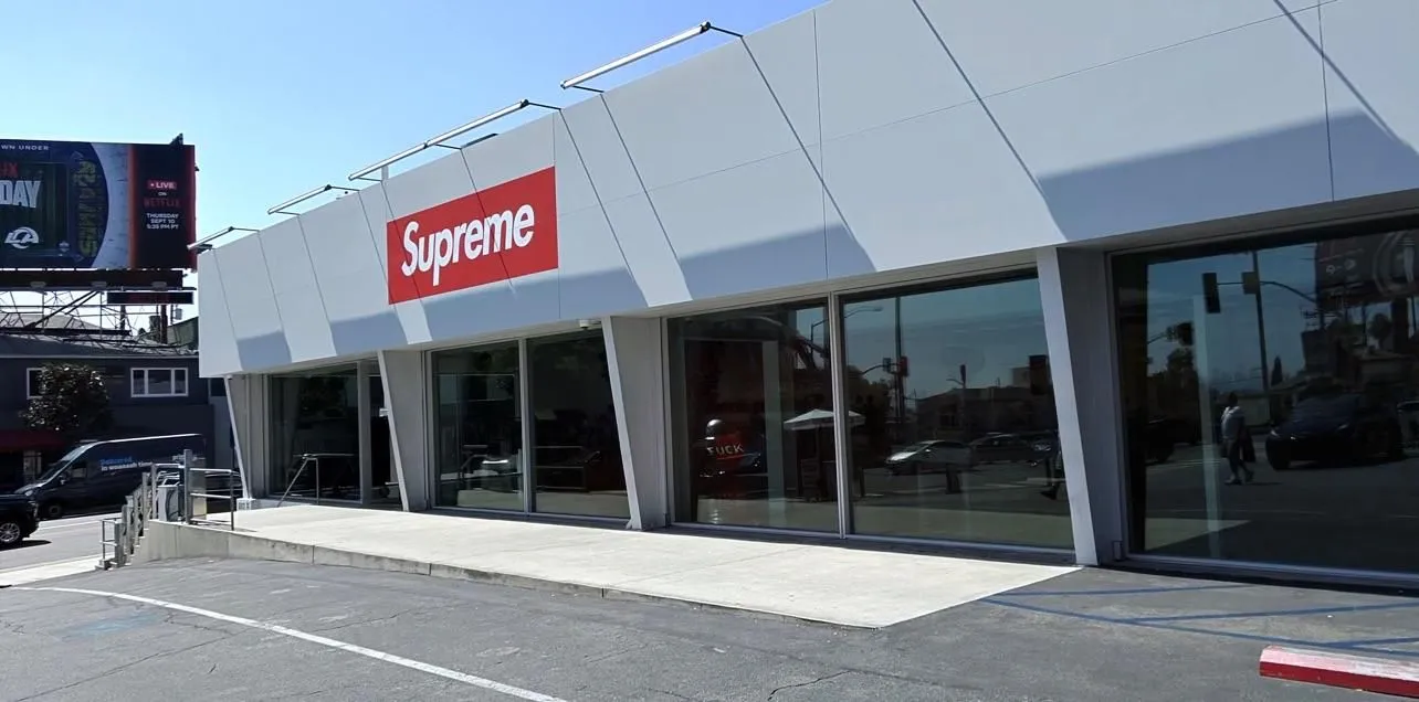 Store Image