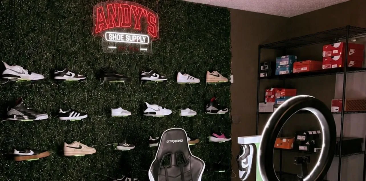 Store Image