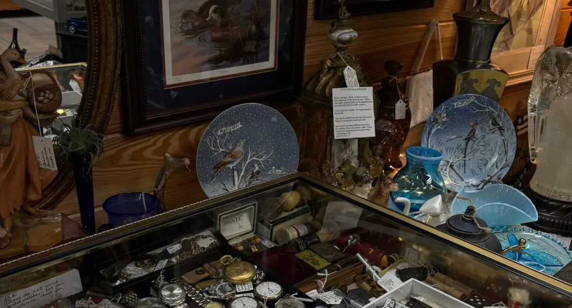 Store Image