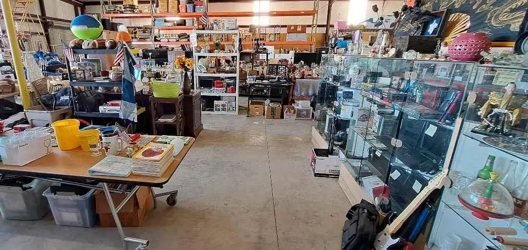 Store Image