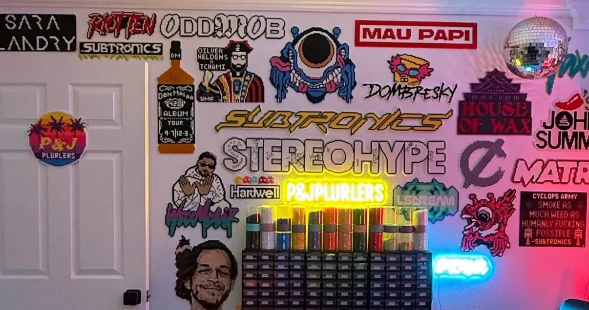 Store Image