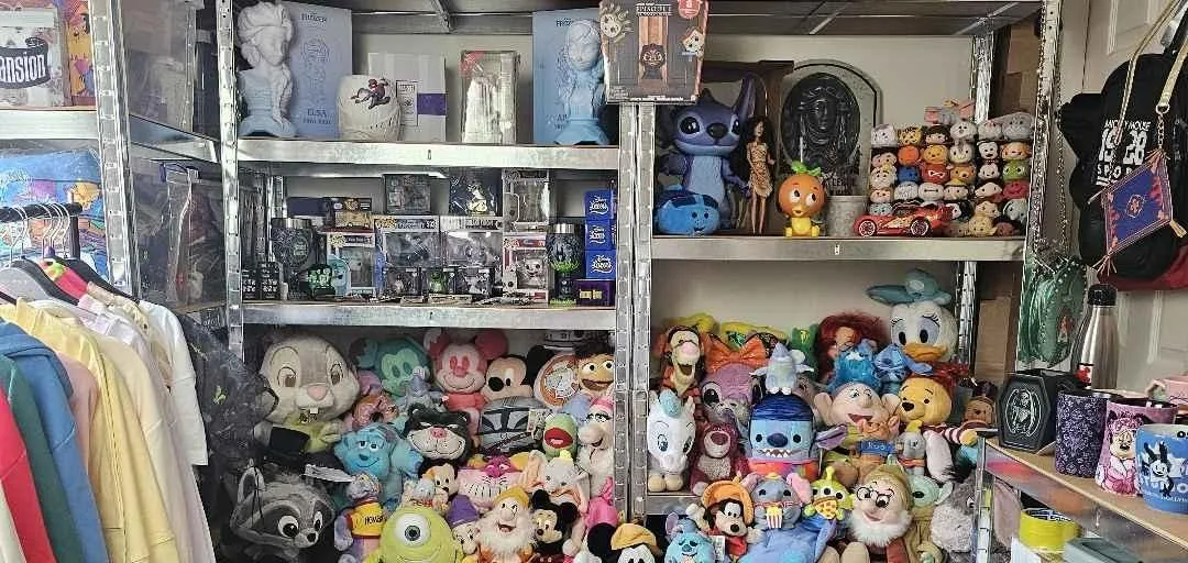 Store Image
