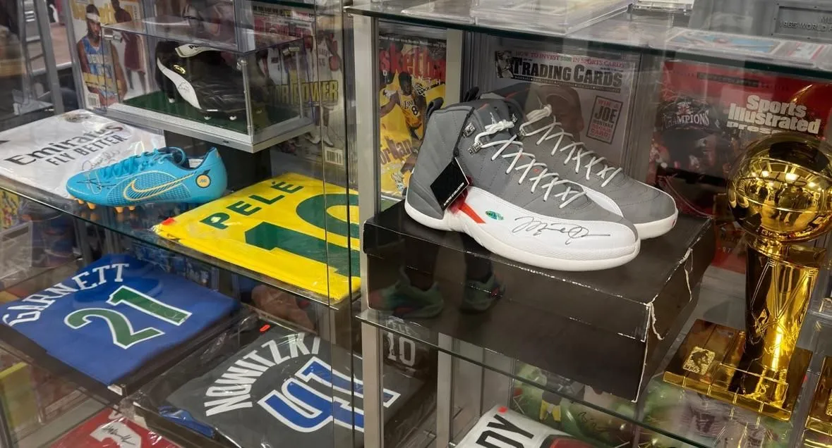Store Image