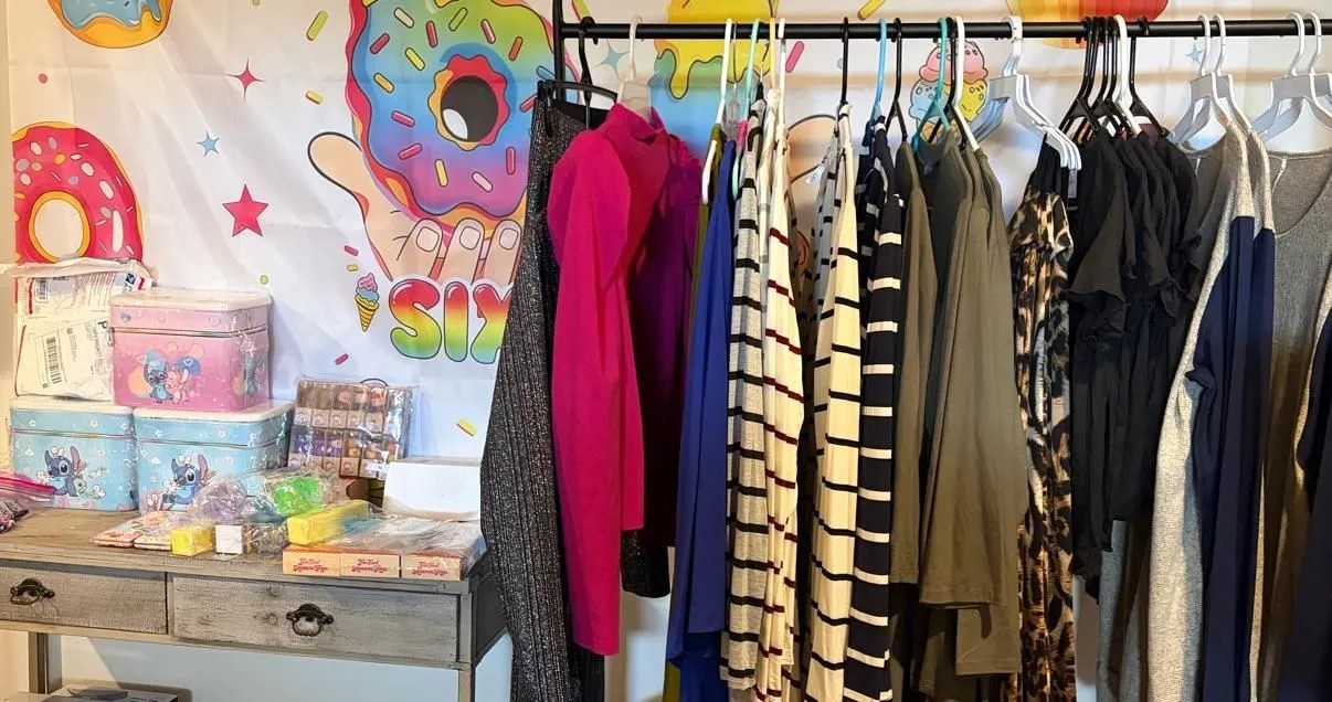 Store Image