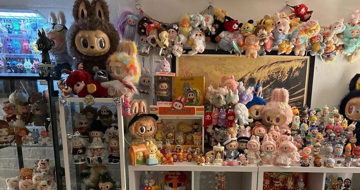 Store Image