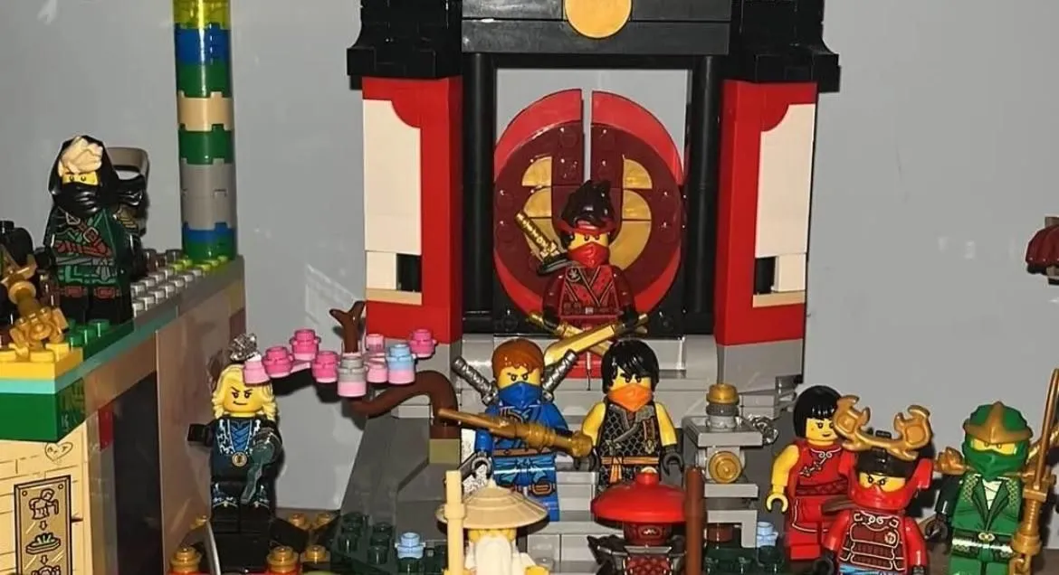 Store Image